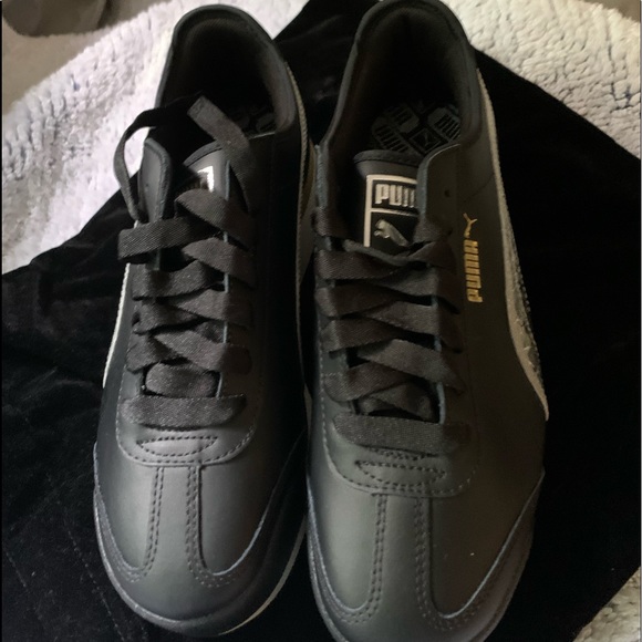 Puma Sneakers - Picture 2 of 5